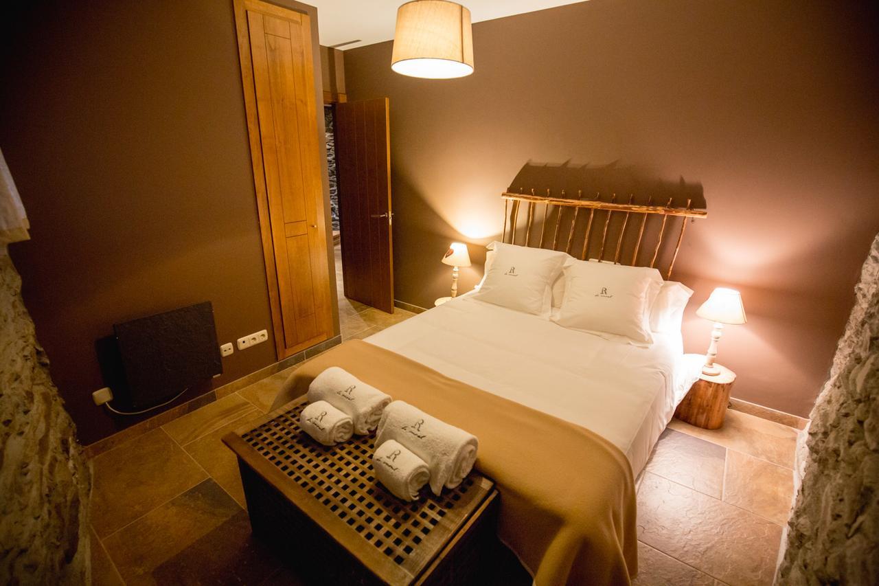 R De Rural - De Les Arnes Holiday home Encamp